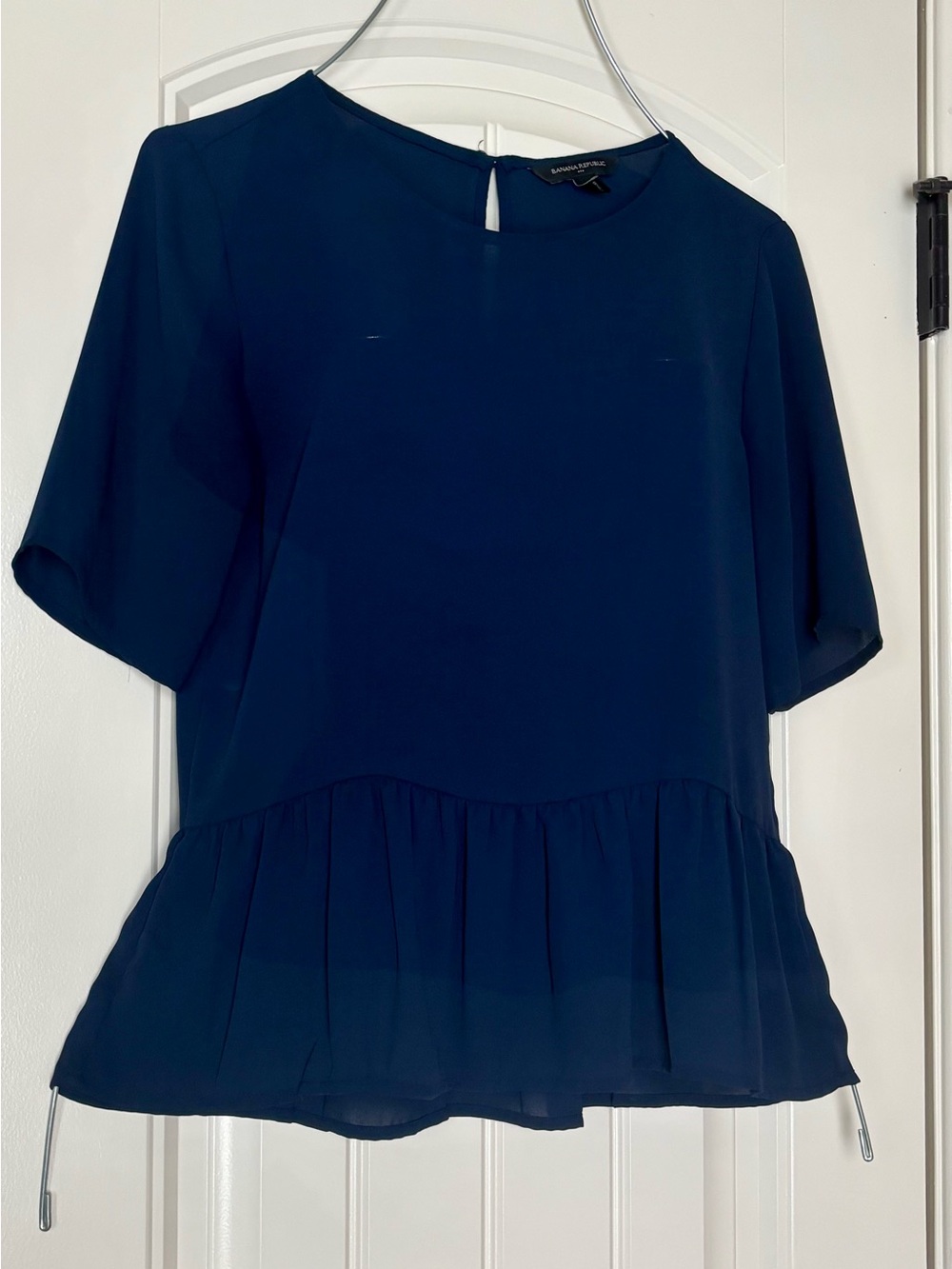 Banana Republic Navy Peplum Top Blouse Short-Sleeve Blouse Kayhole Back Size XS